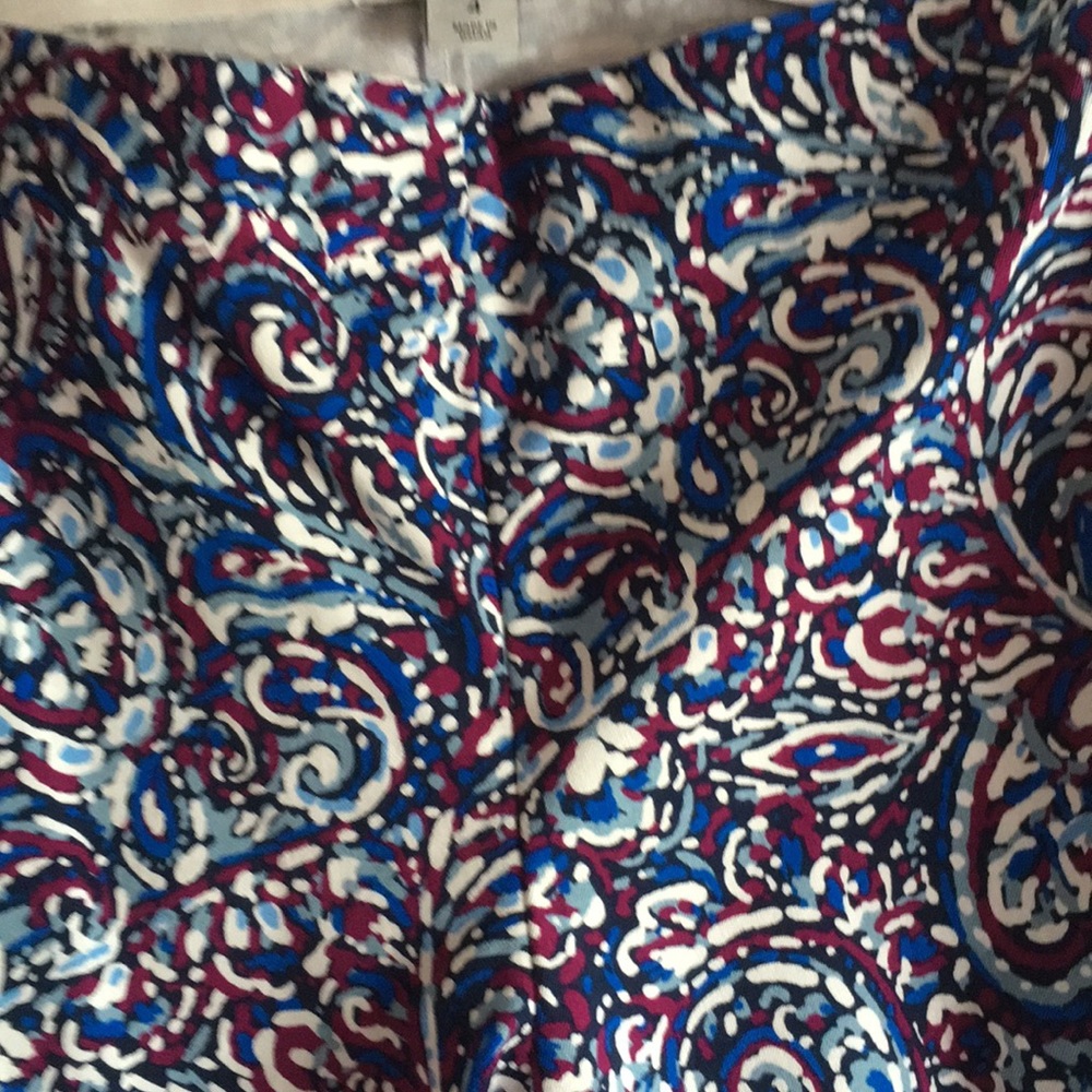 NWT Liz capris